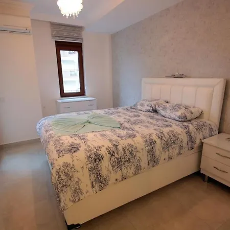 شقة Alanya For Rent Cikcilli 4+1 Luxury Home ألانيا